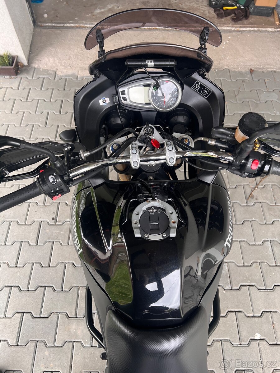 Triumph Tiger 1050 - 8