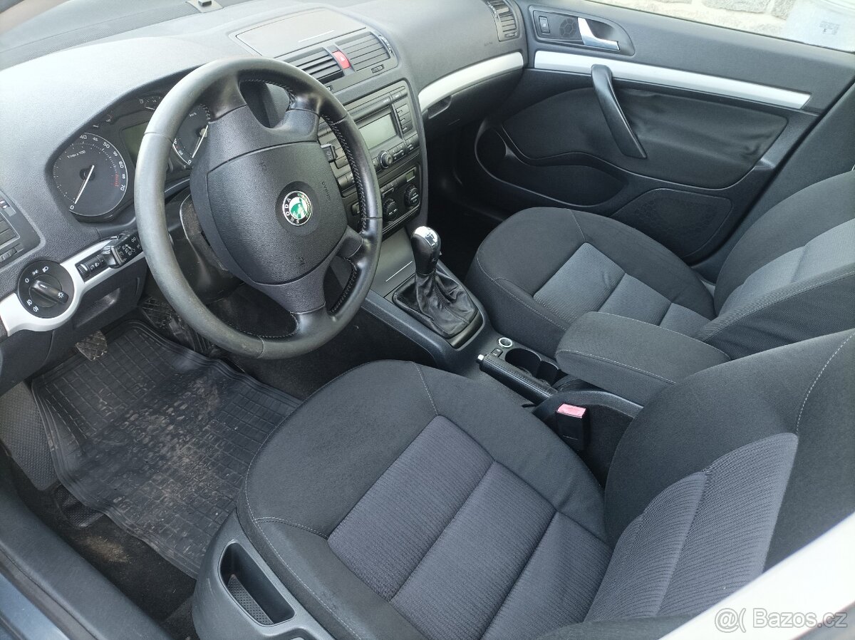 Škoda Octavia - 8