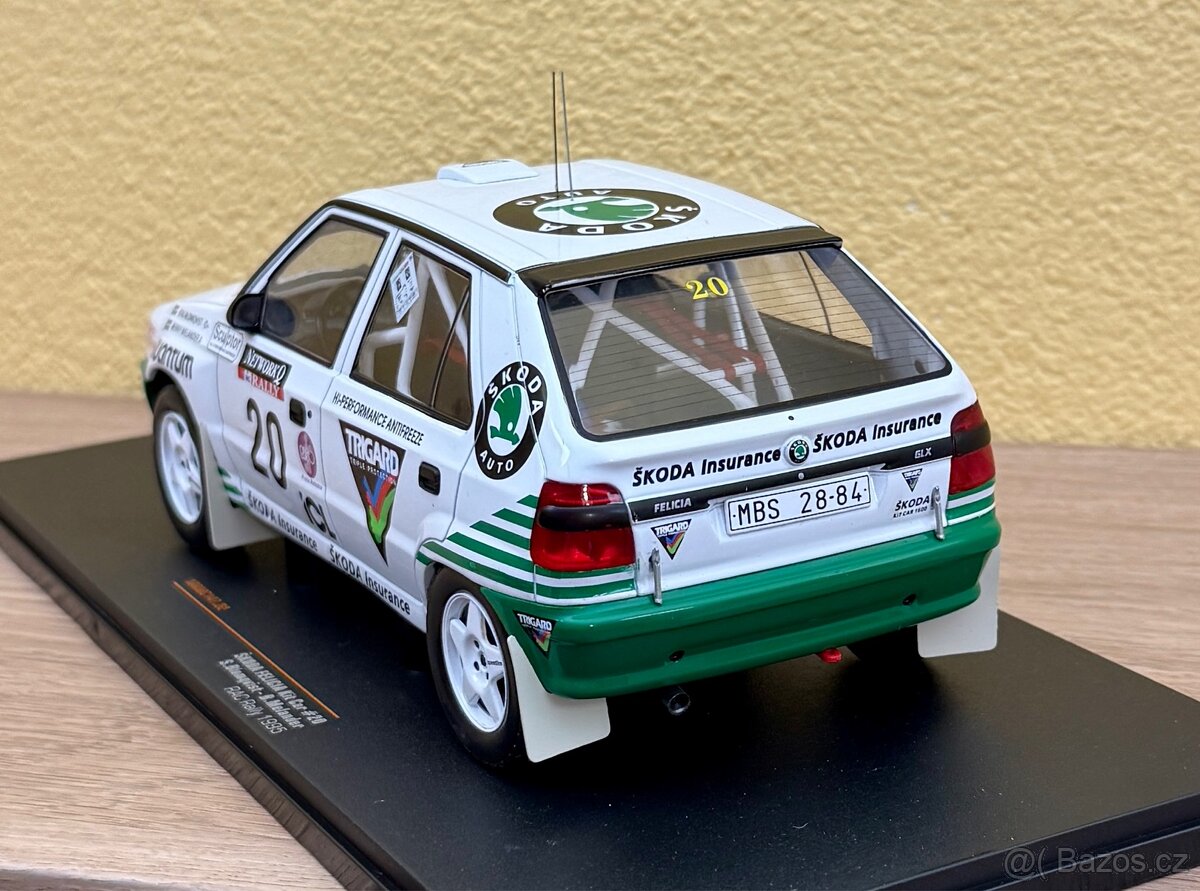 IXO 1:18, Škoda, Ford, 1.380,- Kč - 8