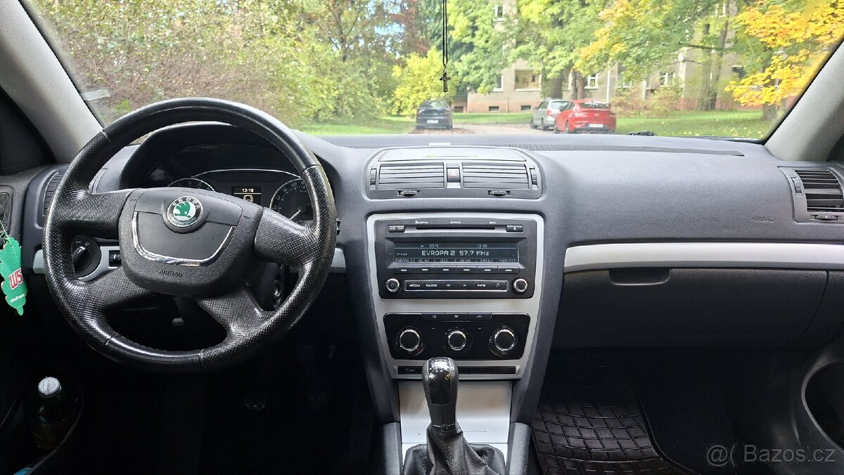 Škoda Octavia Combi 1.6 TDI, 77 kW - 8