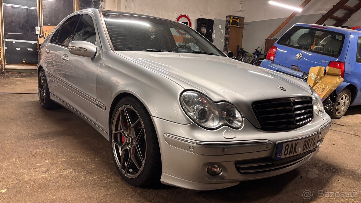 Mercedes Benz C320cdi 165kw Avantgarde MANUÁL - 8