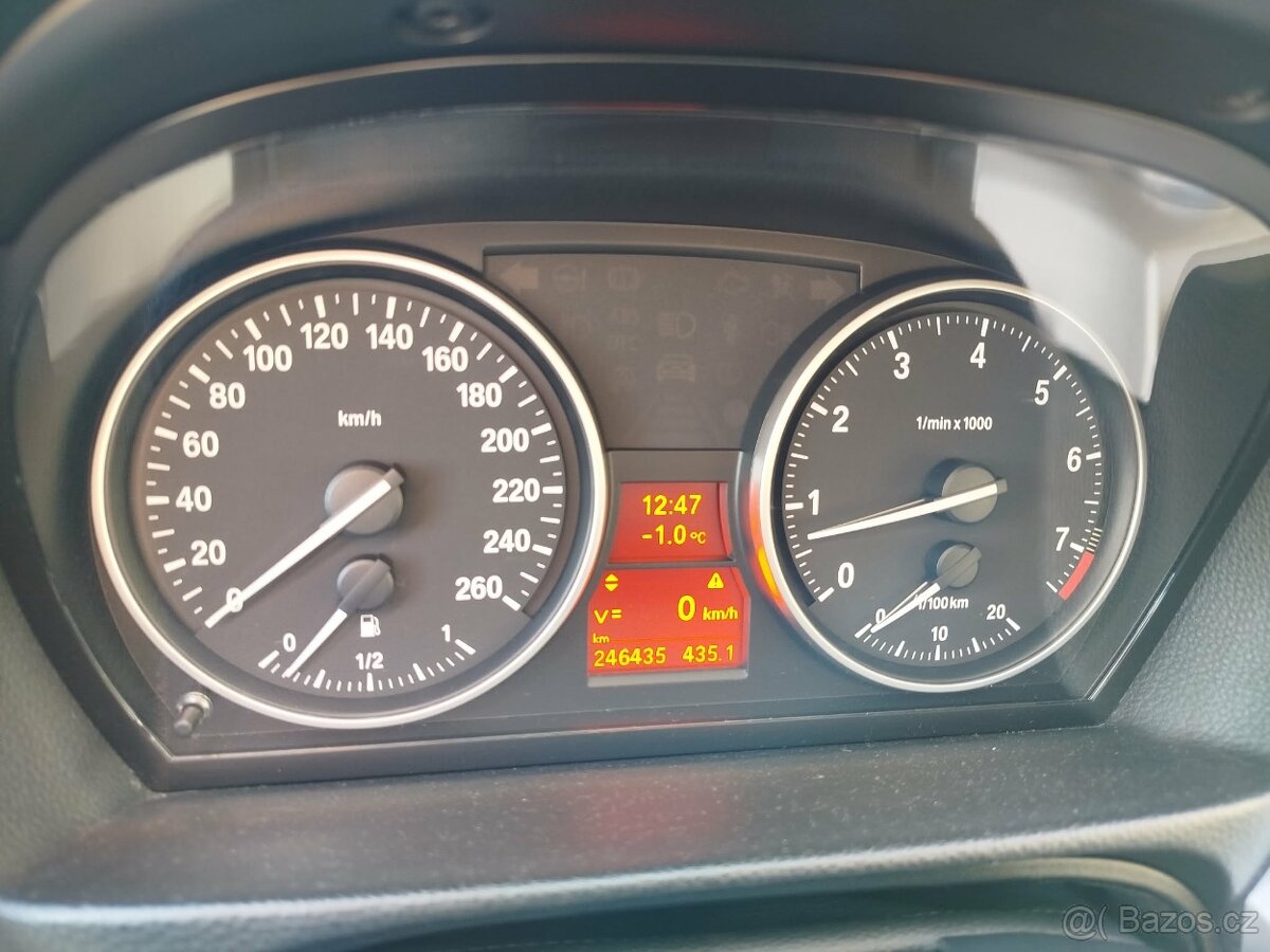 BMW E91 325i, facelift - 8