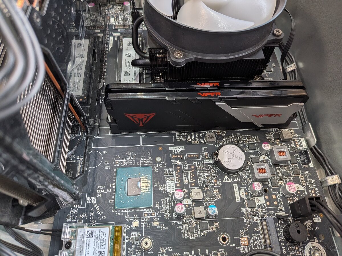 Herní pc HP OMEN 16L - 8