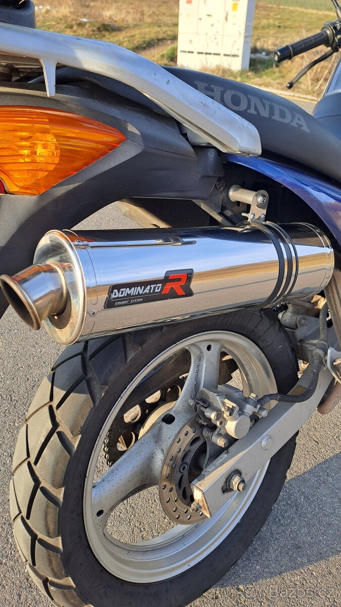 Honda Varadero 125 - 8