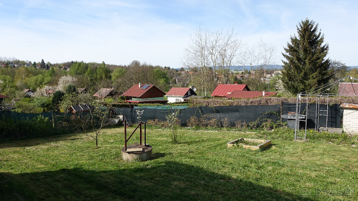 Prodám chatu 45m s pozemkem 368m. Karlovy Vary Doubí. - 8
