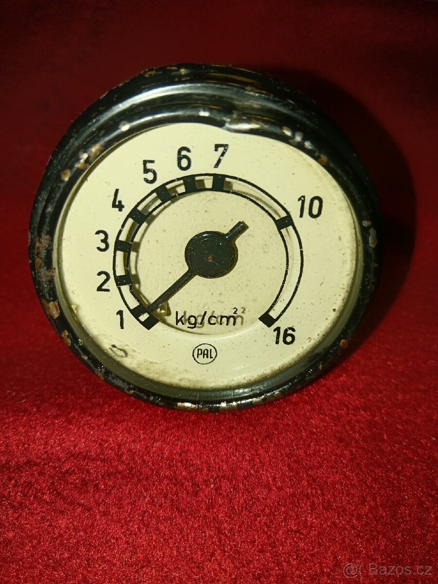 Díly škoda Tatra Praga Lada Jawa ČZ - 8