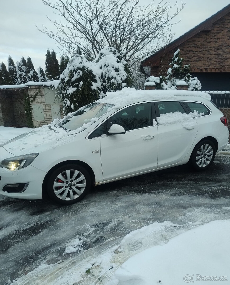 Opel Astra, 2.0D sport tourer - 8