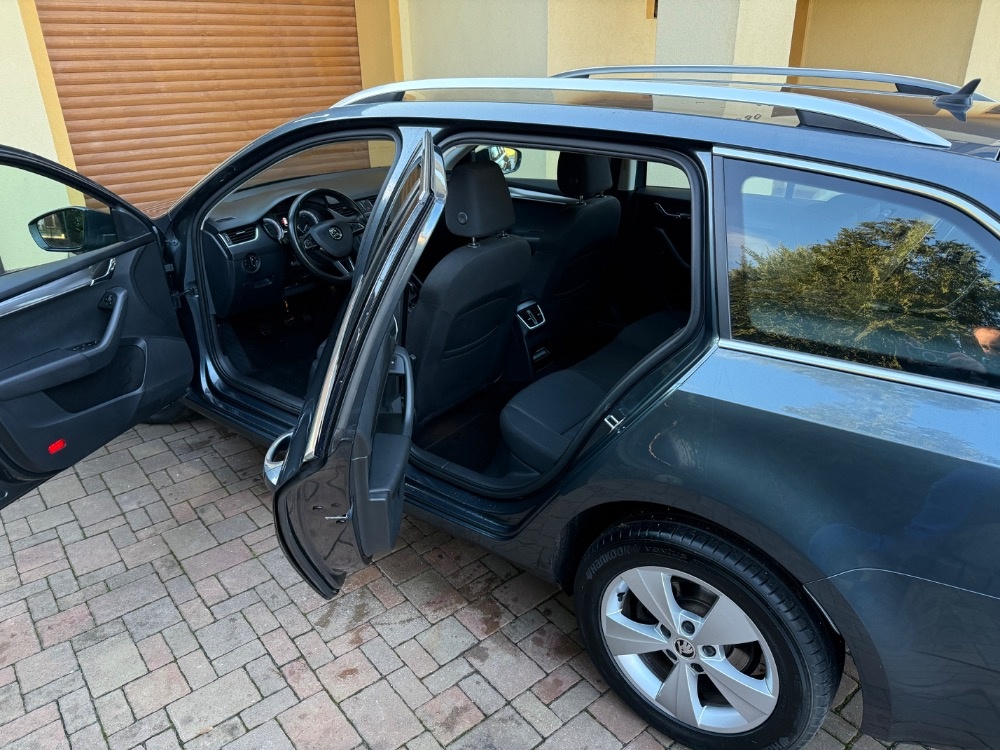 ŠKODA OCTAVIA 3 1.8 TSI 132KW STYLE ACC FULLLED NAVI KAMERA - 8