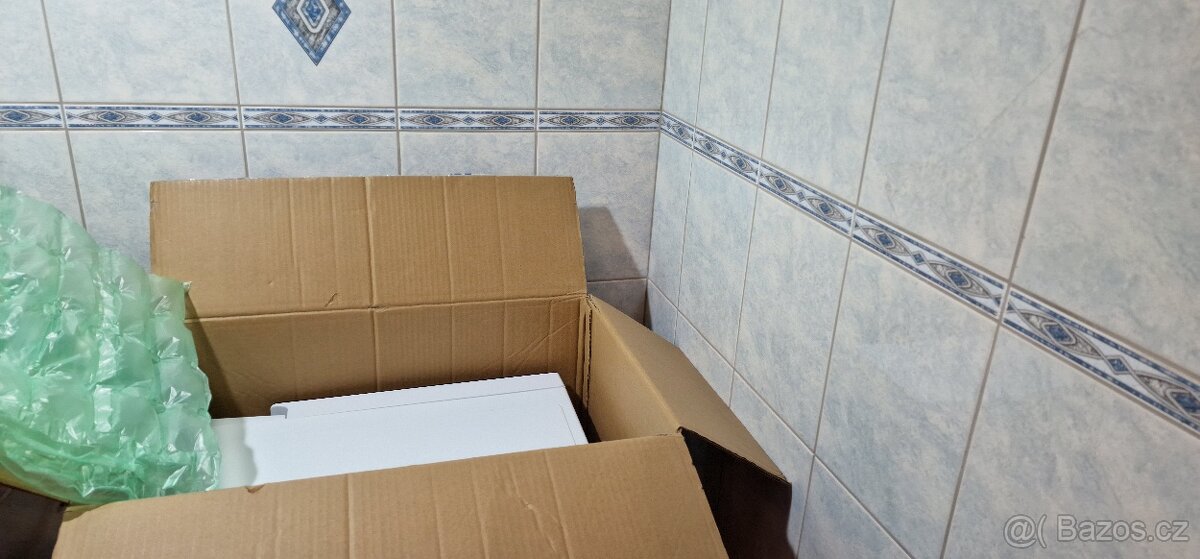 Mikrovlnná trouba LG MS23NECBW - 8