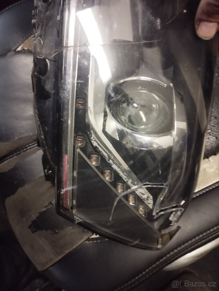 Volkswagen Passat B7 lampa - 8