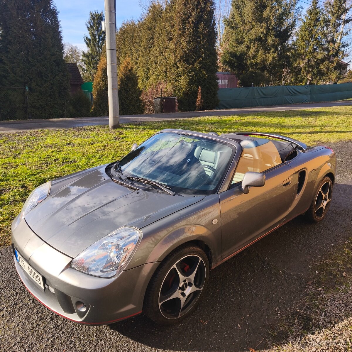 Toyota MR2 1.8i 103kw, rok 2005 - 8