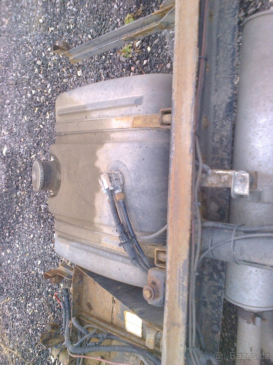 Nádrž – MAN L2000 - kompletní – 100L - PLAST - 3.995,-Kč - 8