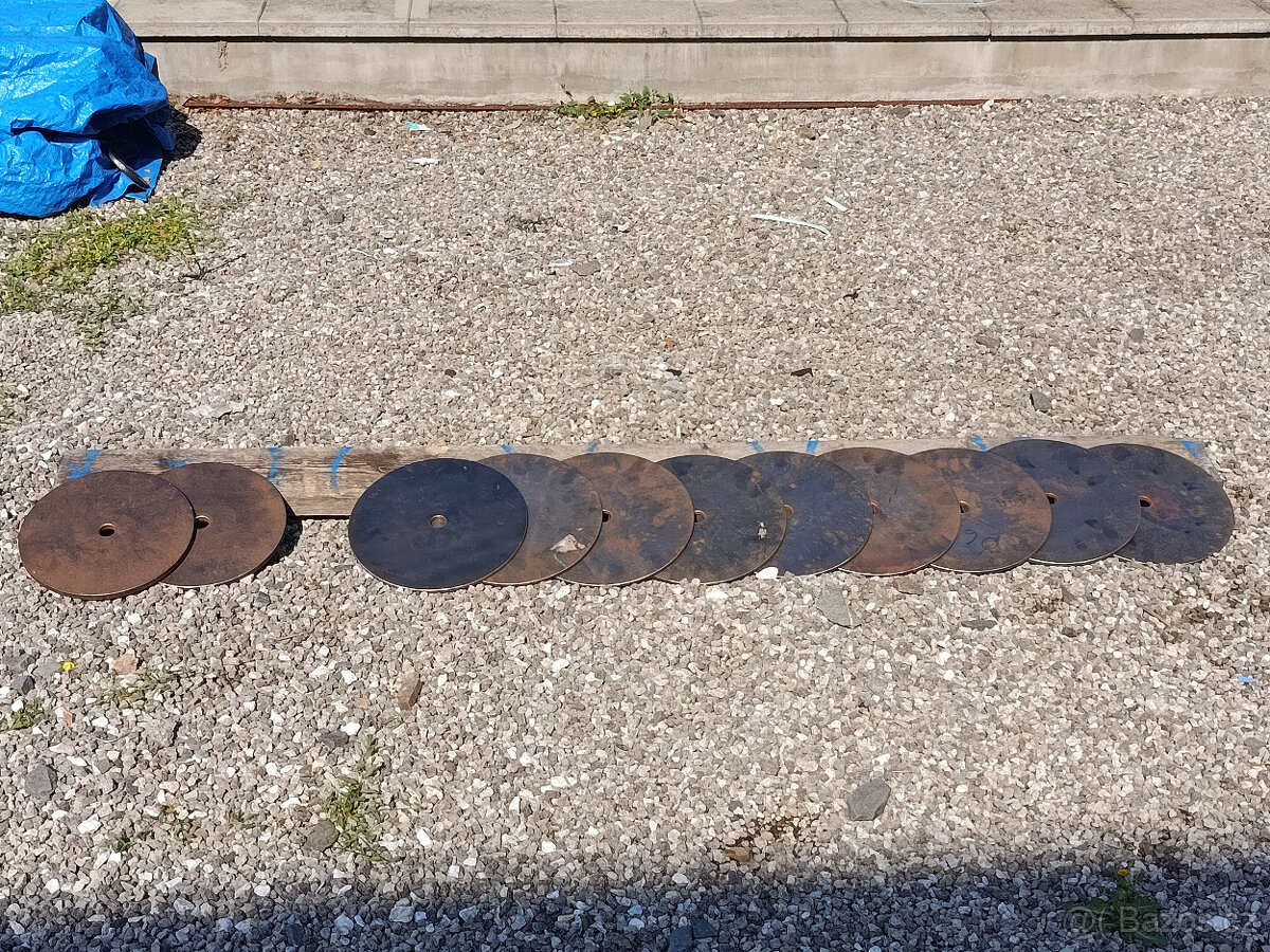 Ocelové kotouče 8 mm 12 mm - 8