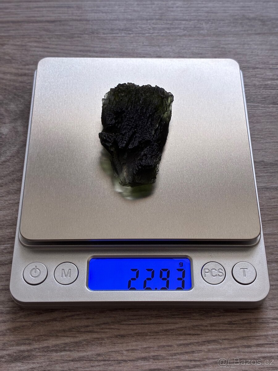 Vltavín - Moldavite - 8