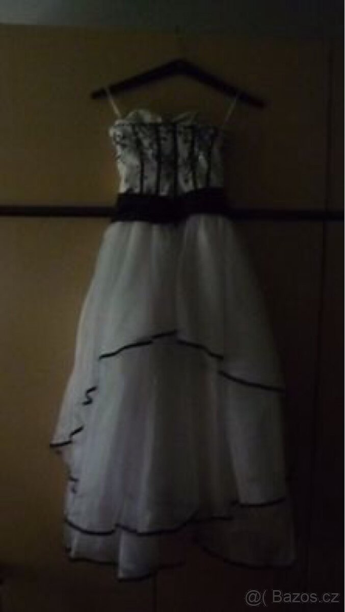 Šaty - plesové, svatební, maturitní - k půjčení - 8