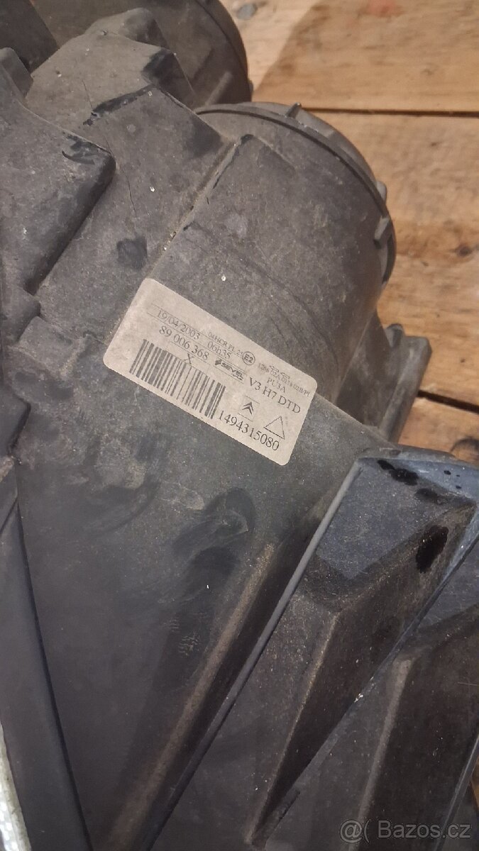 Opel Astra C, přední nárazník, světla, blatníky - 8