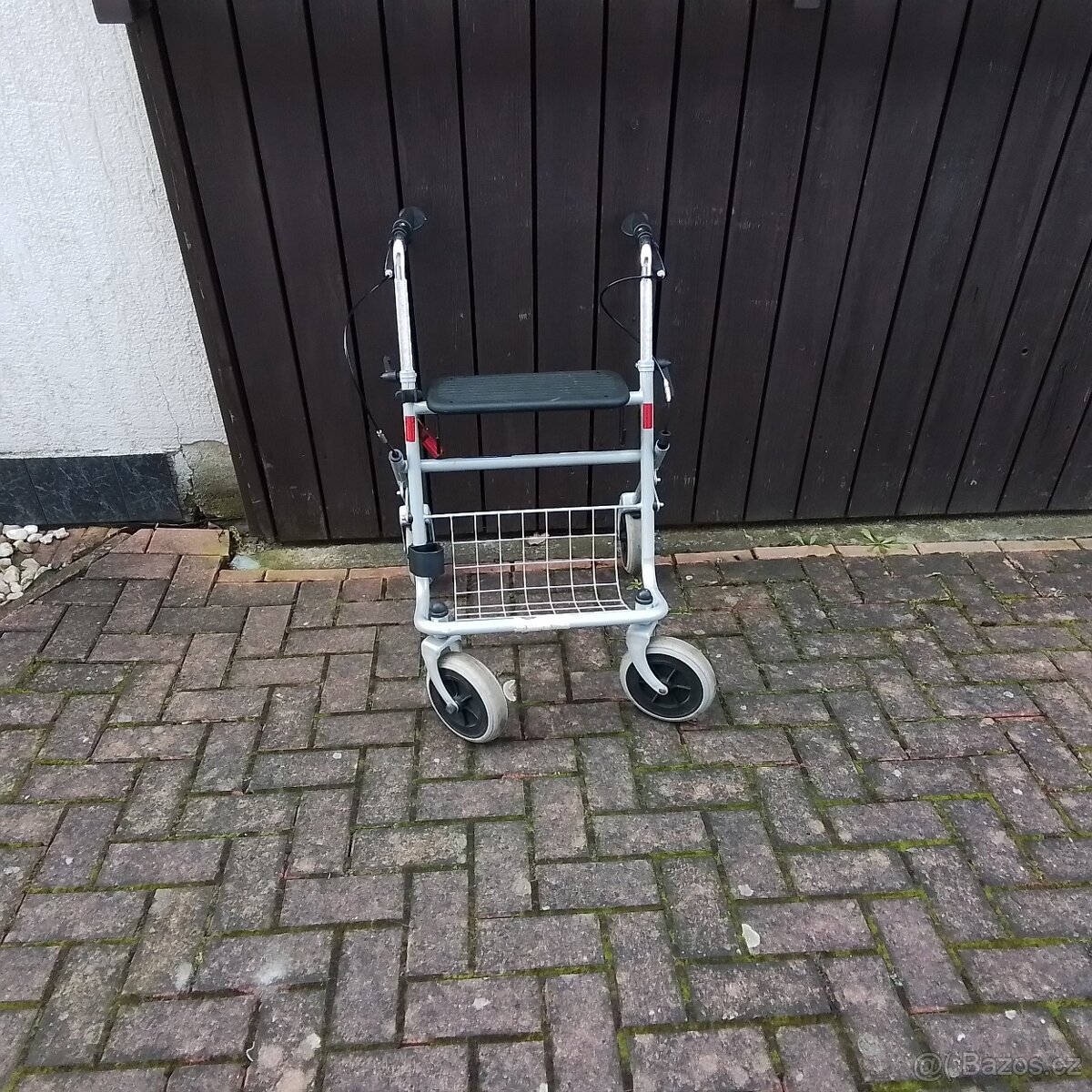 Invalidní vozík - 8