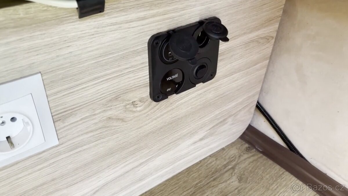 Karavan Niewiadów 126D – 1. majitel, výborný stav, - 8