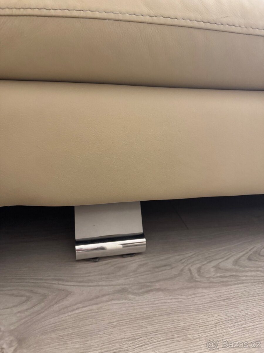 Prodám koženou rohovou sedací soupravu - 8