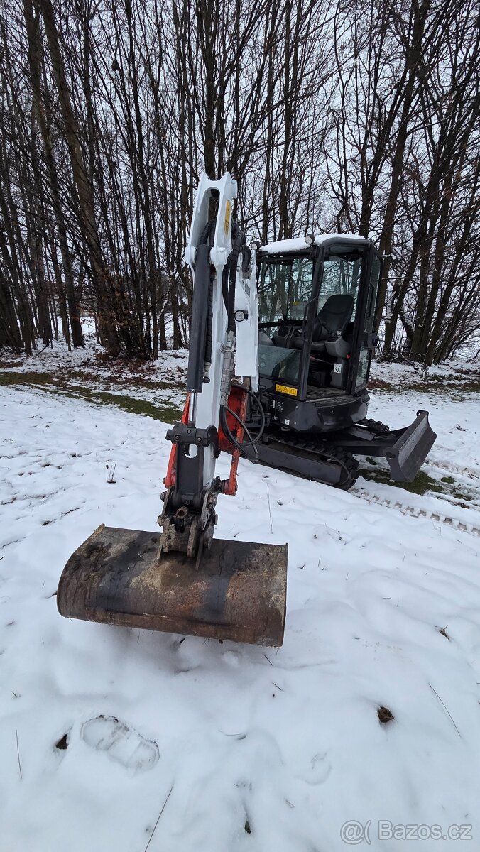 Bobcat e26, 2022, 890mth - 8
