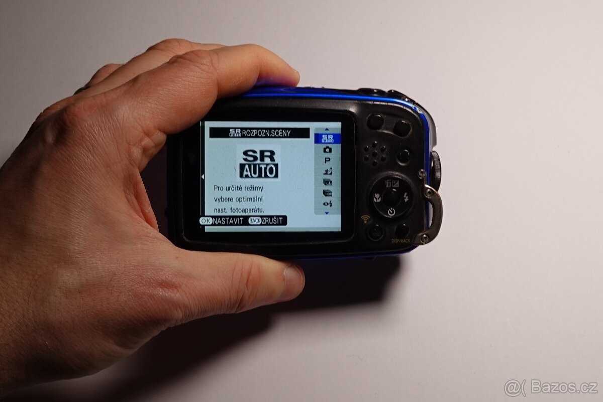 Fujifilm FinePix XP80 - 8