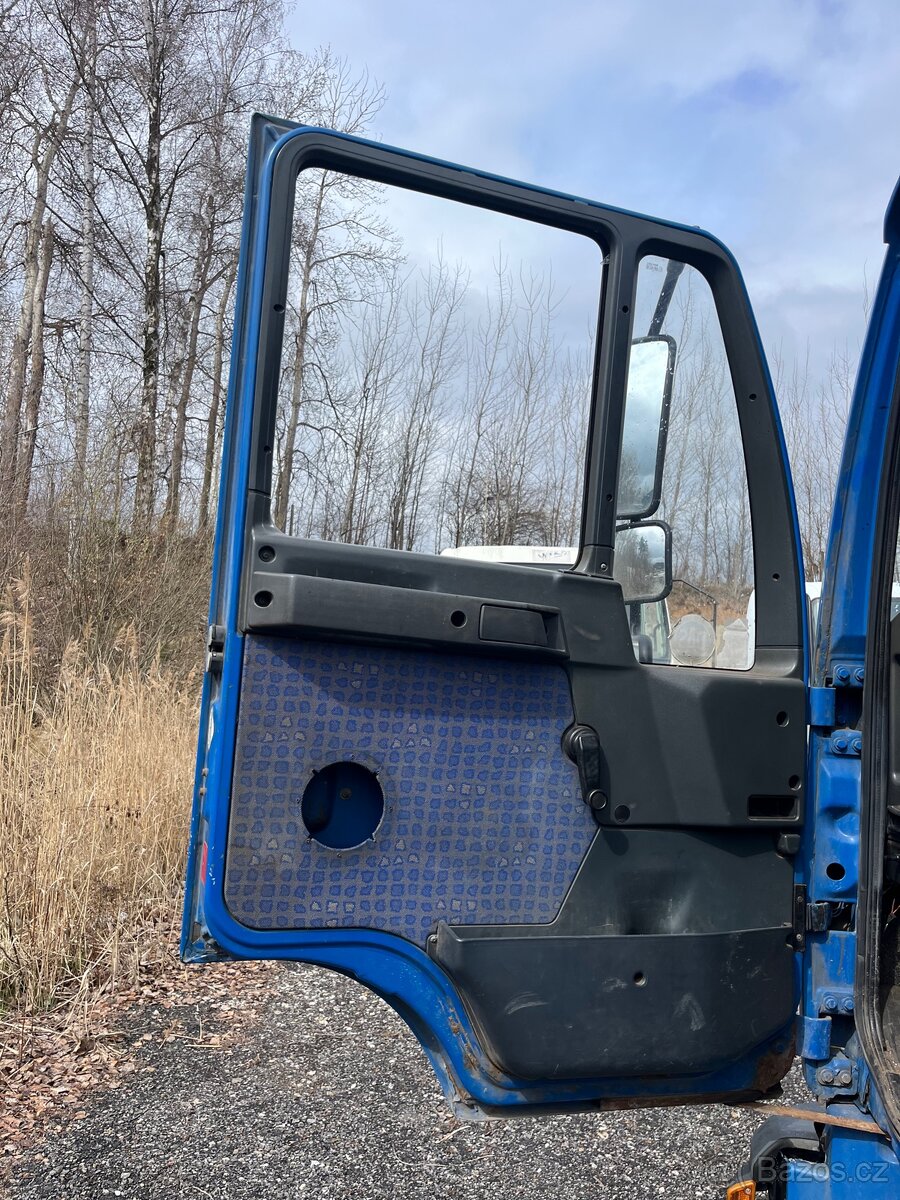 Man Le - 8