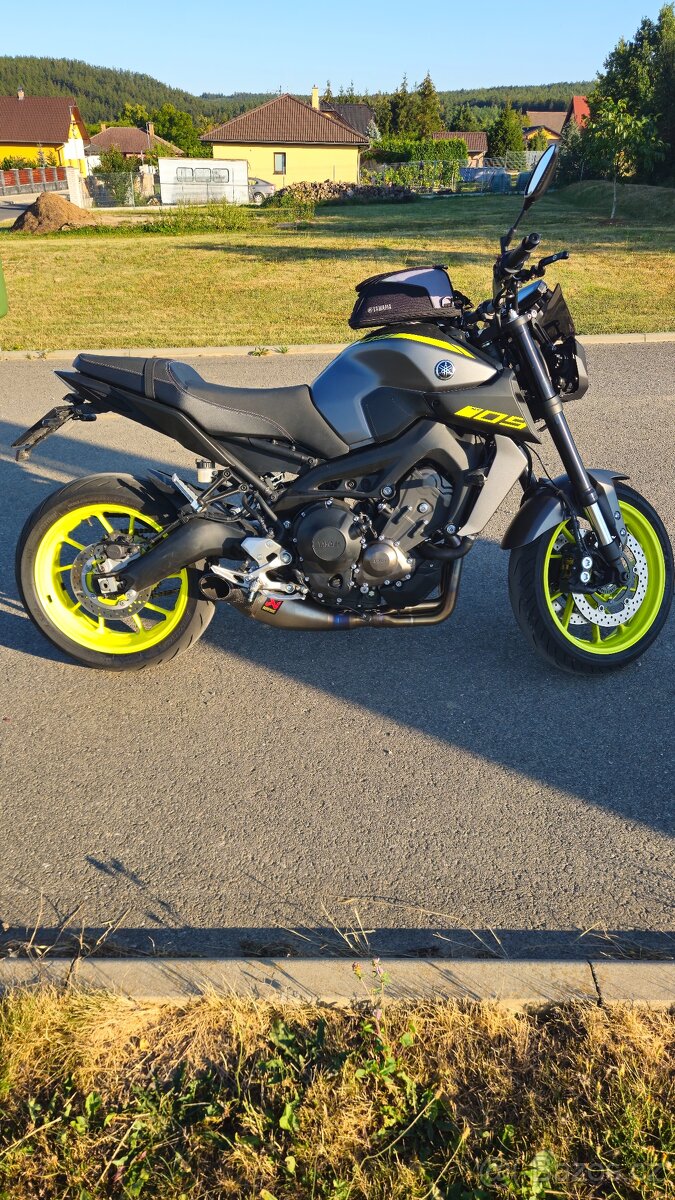 Yamaha mt 09 - 8