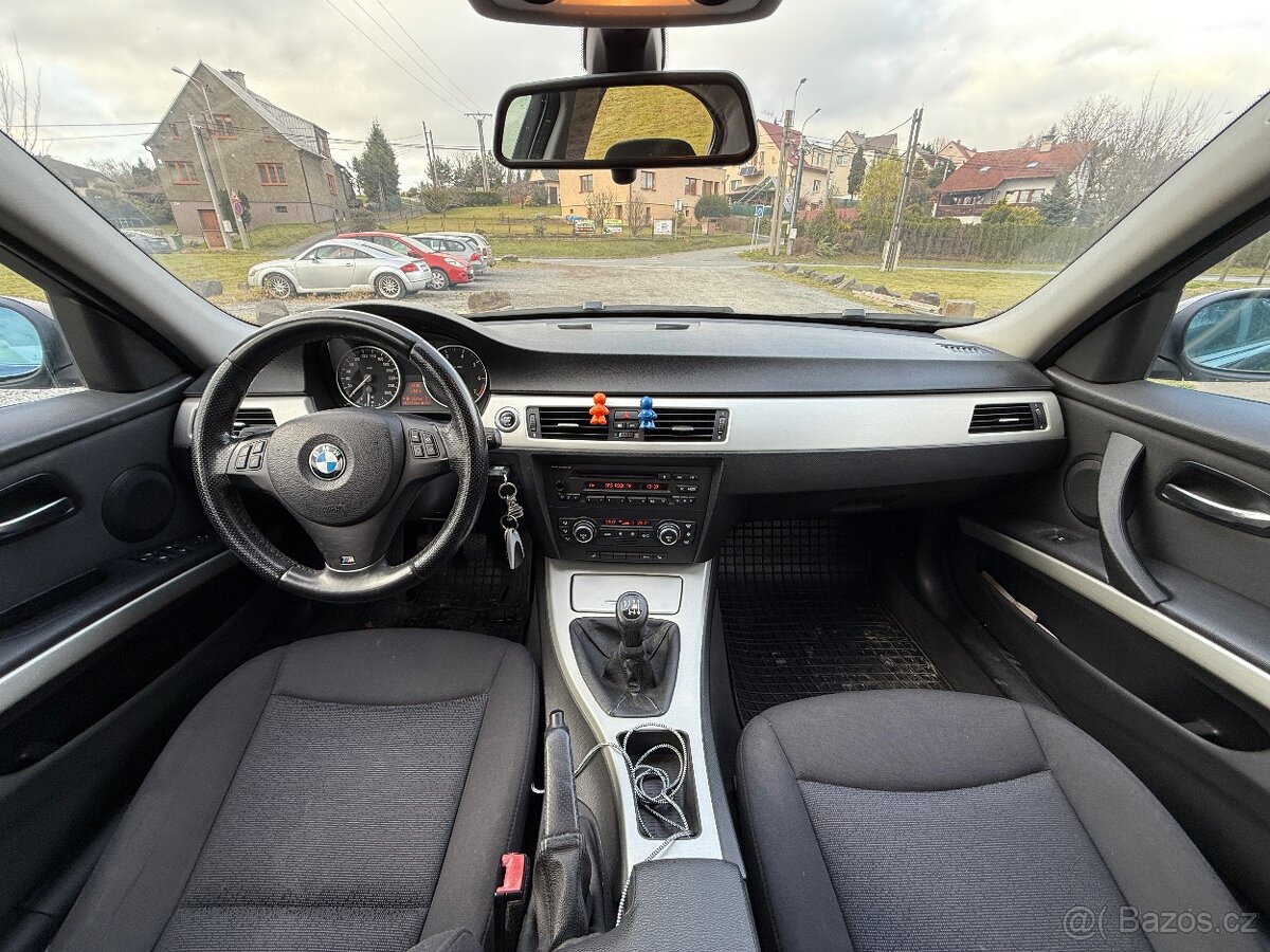 BMW 3 E90 - r. v. 2008 - Nová STK - 8