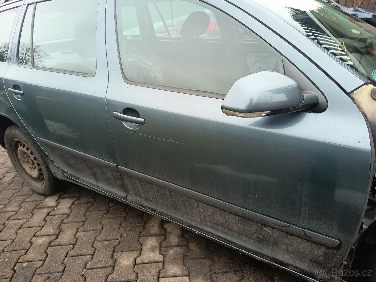 Prodám dveře pro Škoda Octavia 2 kombi, combi . - 8