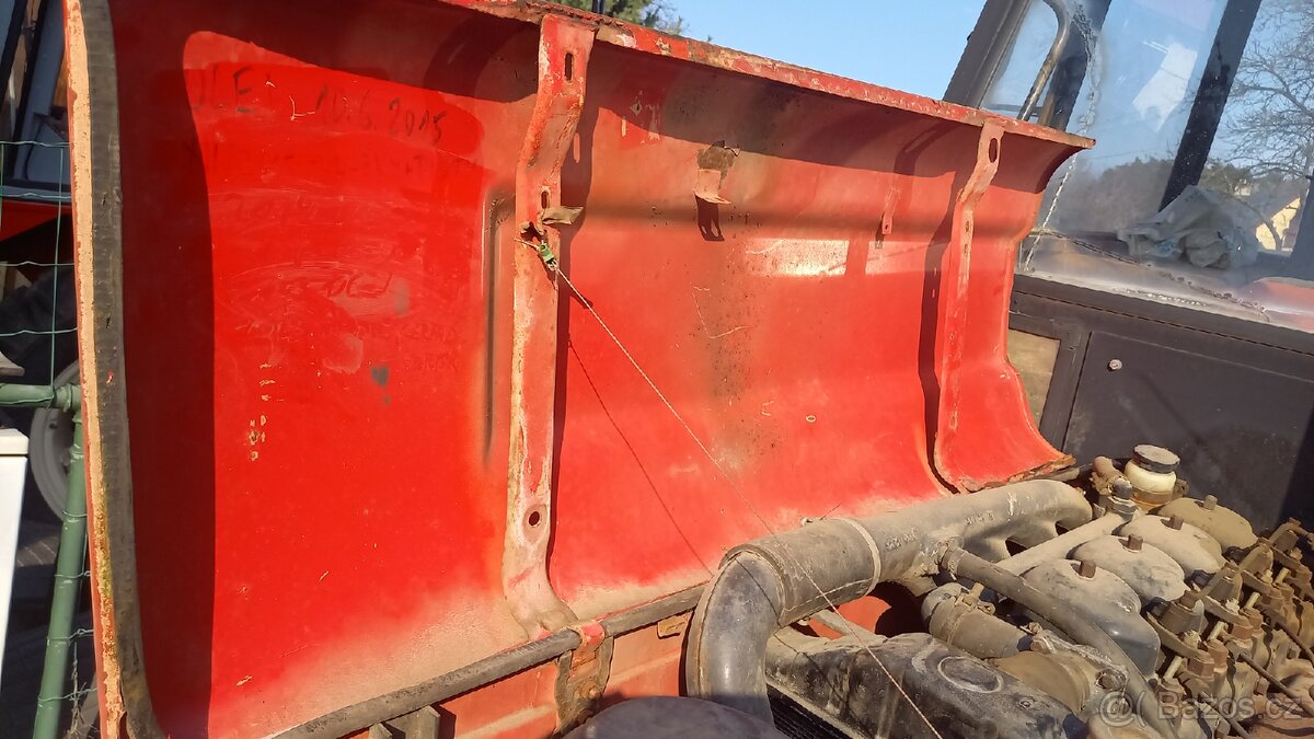 Zetor 7011-kapotáž - 8