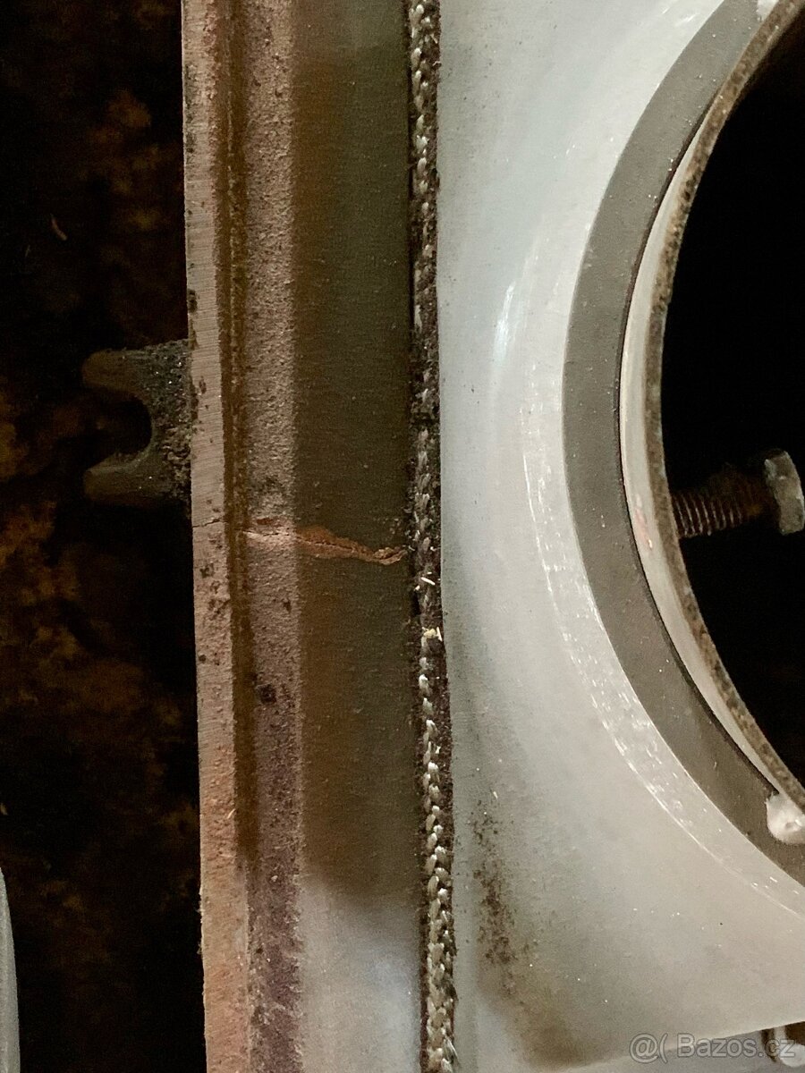 Litinová kamna Jotul F 500 CB - 8