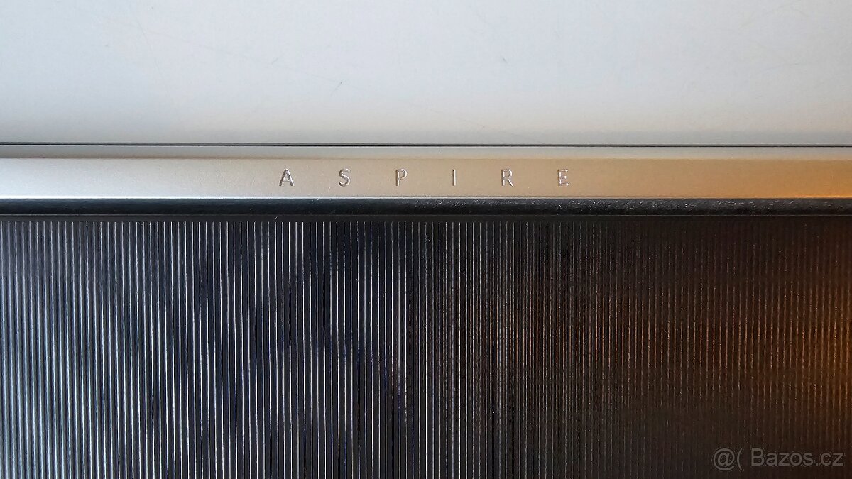 Acer Aspire 15.6 - 8