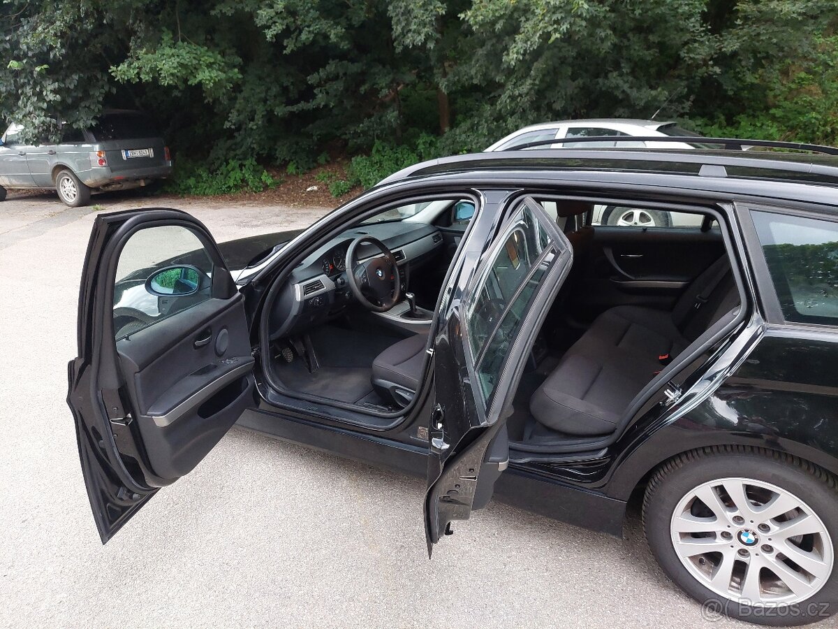 BMW 318i ,E91, 105kw, rok 2008... - 8