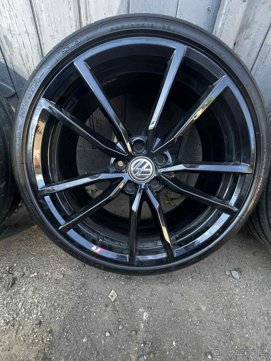 VW Pretoria R19 8J ET50 - 8