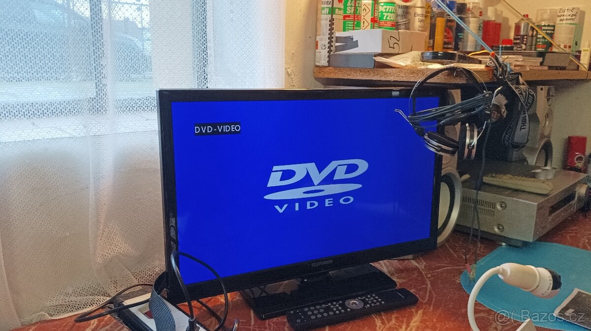 DVD přehrávač+ dálkový ovladač. - 8