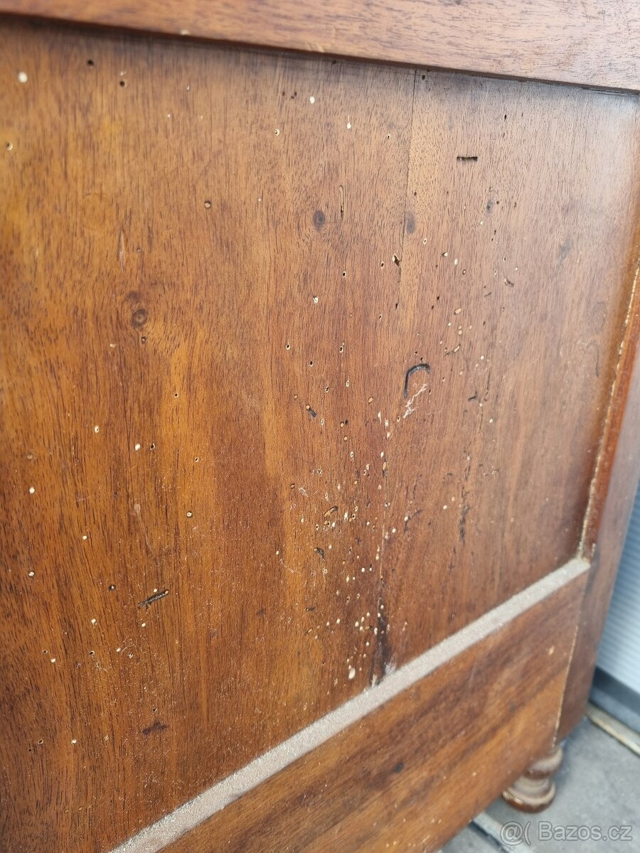 Skříňka na gramofon - masiv - 8