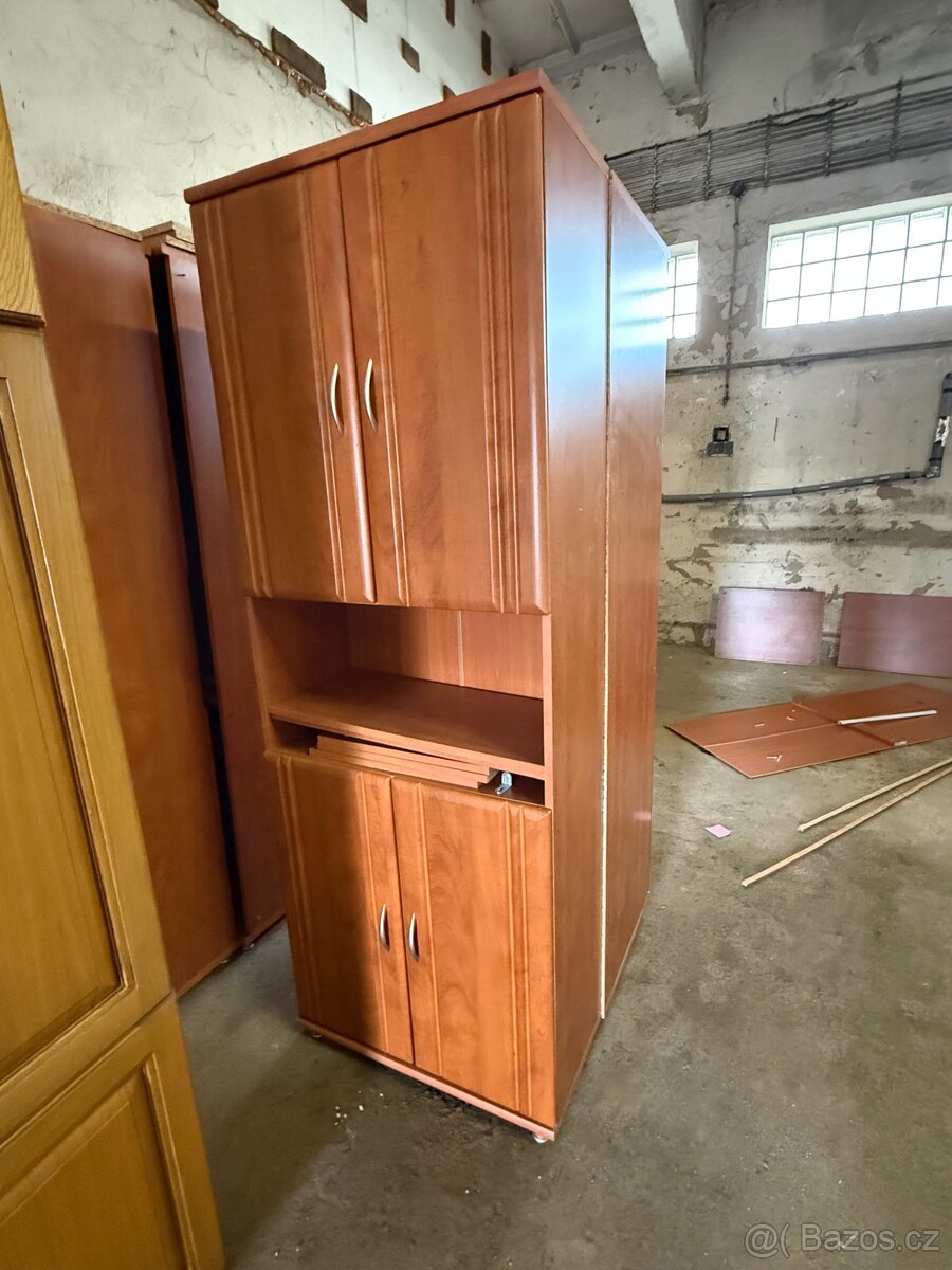 Kancelářský nábytek třešeň - 8