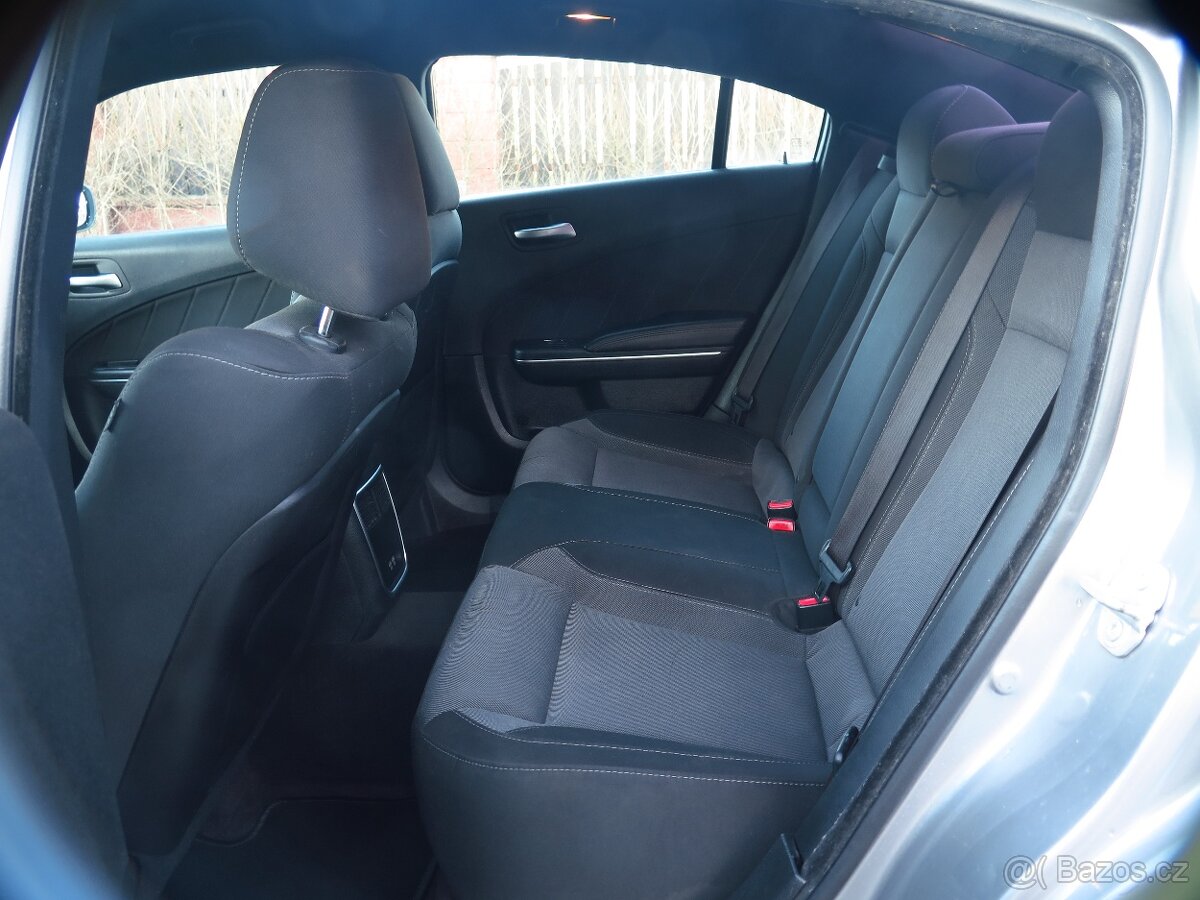 Dodge Charger, 3.6 V6 4x4 - DPH - po servisu - 8