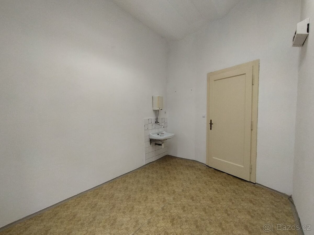 Pronájem obchodního prostoru 35 m2, Nová Paka - 8