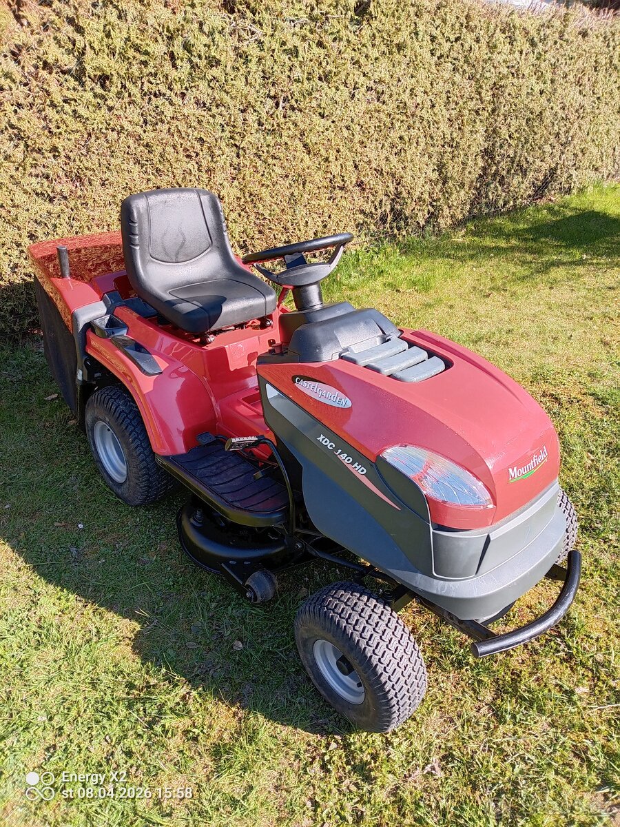 Prodám zahradní traktor - 8