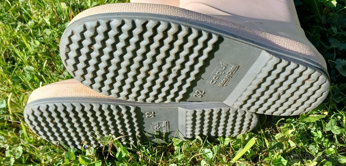 Dětské gumáky a nazouváky - 8