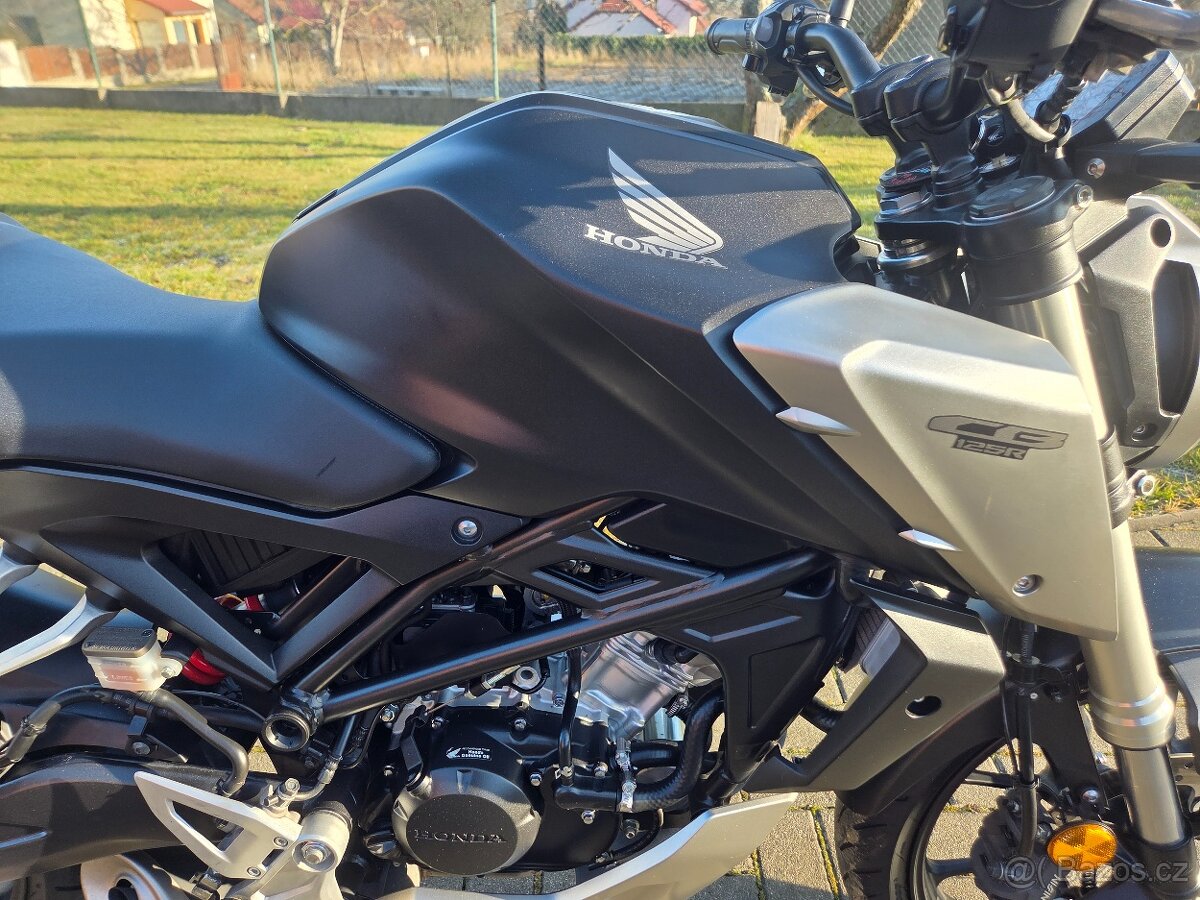 Honda CB 125 R - 8
