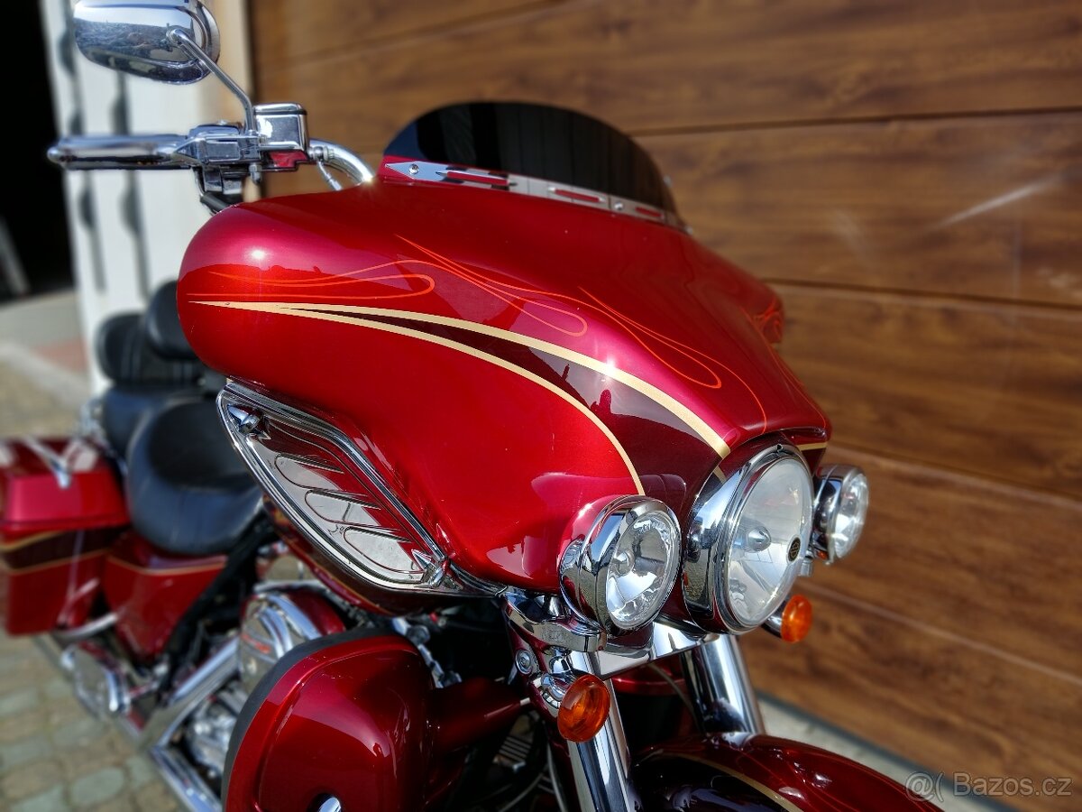 Harley-Davidson FLHTCUSE4 Ultra CVO 103 - 8