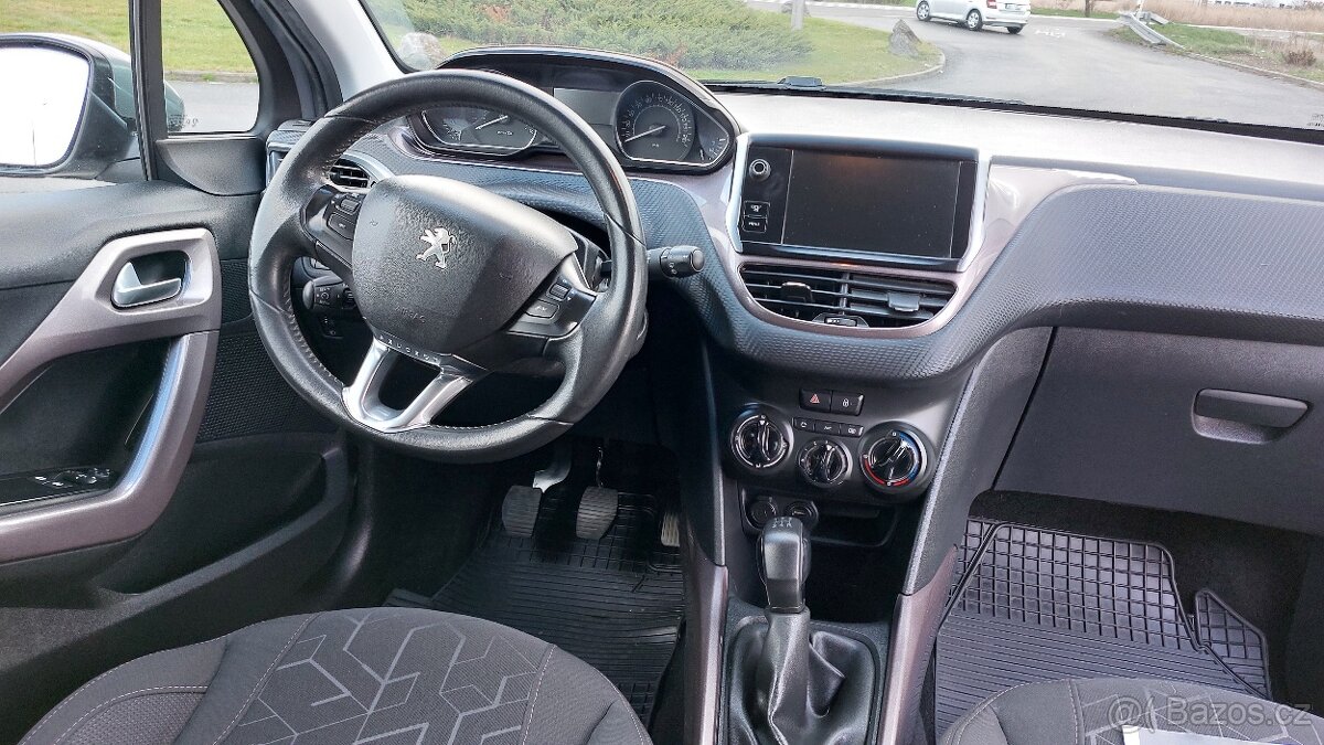 Peugeot 2008 1.6 Blue HDI - 8