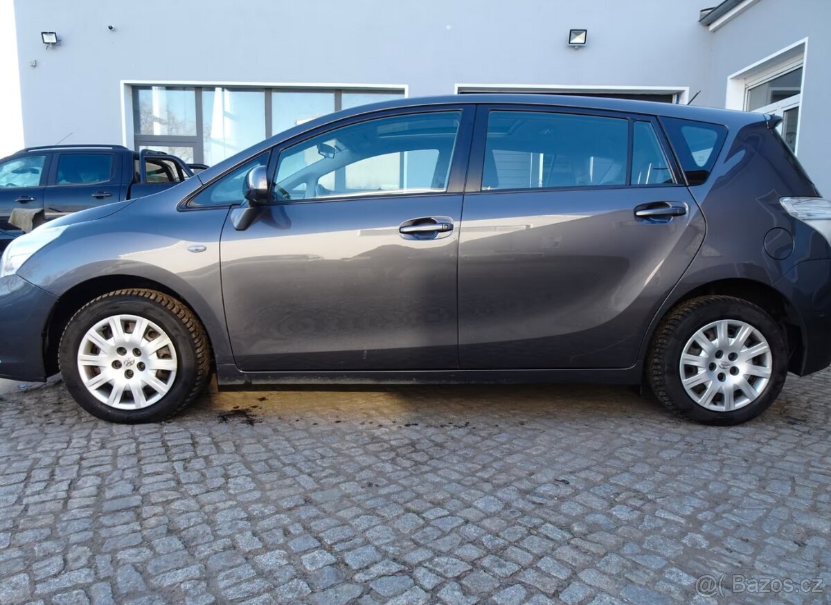 Toyota Verso Edition 1.8i benzín 108kw - 8