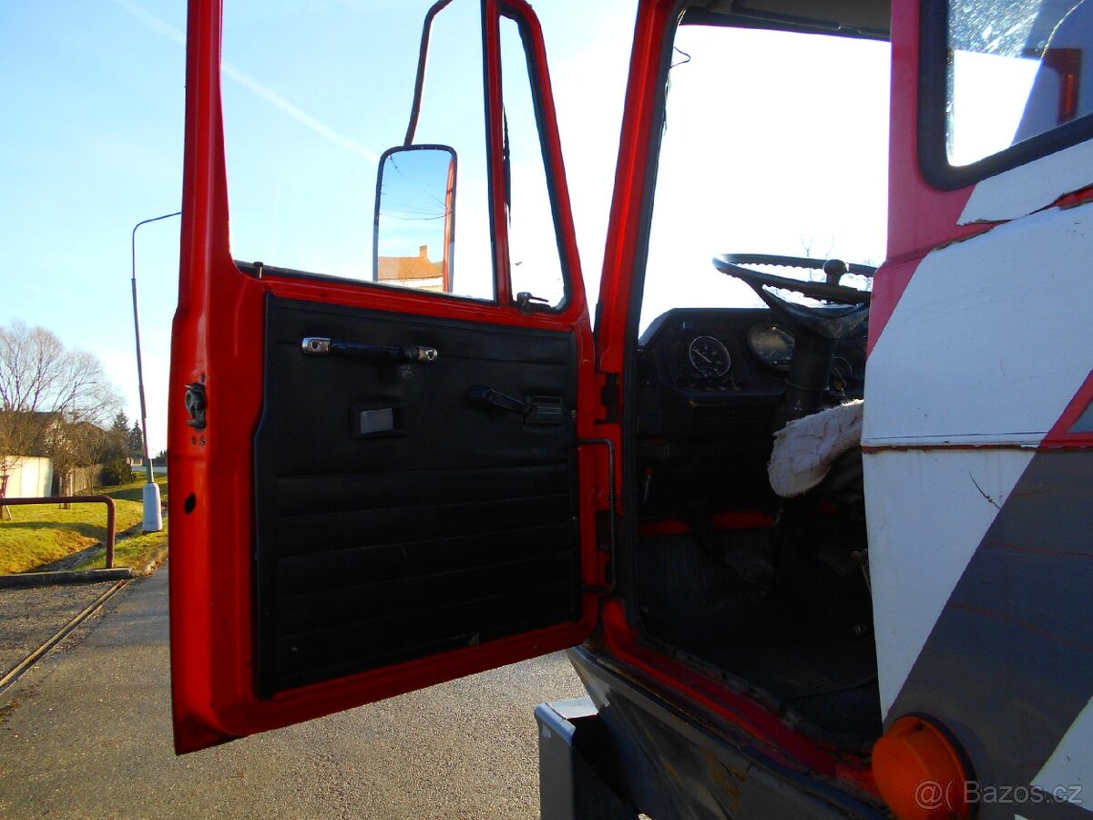 Tatra T815 4x4 + HR - 8