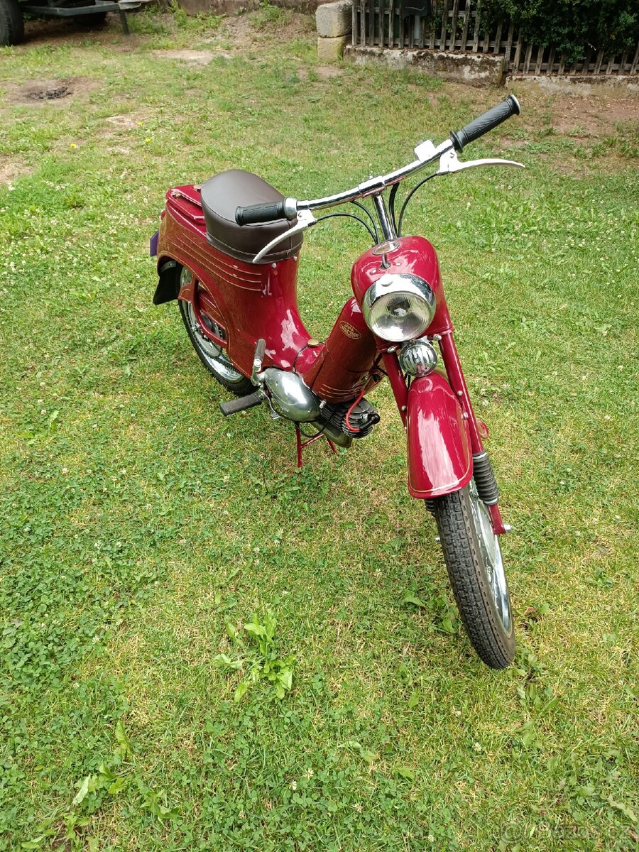 JAWA 555 - 8