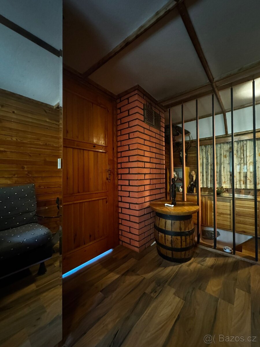 Prodej chaty 75 m², pozemek 375 m² Chvalčov - - 8