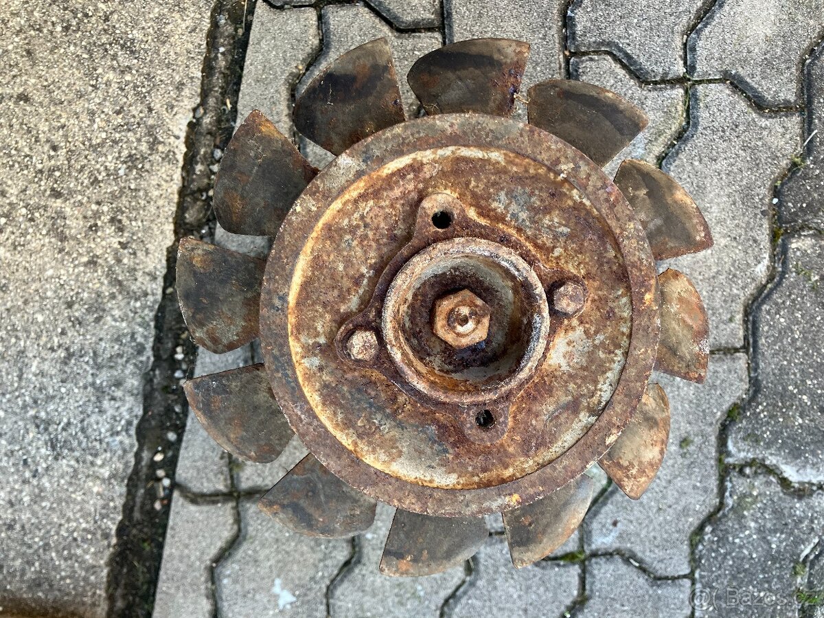 Dynamo Scintilla, Auto Lite a 2x Bosch asi 100 let staré - 8