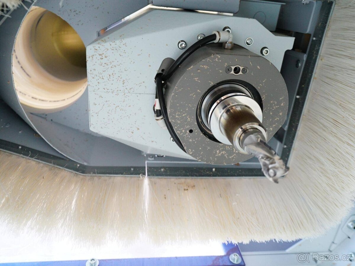 CNC obráběcí centrum WEEKE Venture 1M - 8